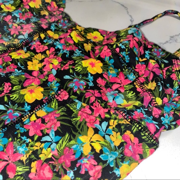 Floral Tank Top Crop Top - Picture 3 of 6